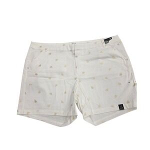 a.n.a. Women White Gold Bee Shorts Size 22W New 7 Inch Inseam